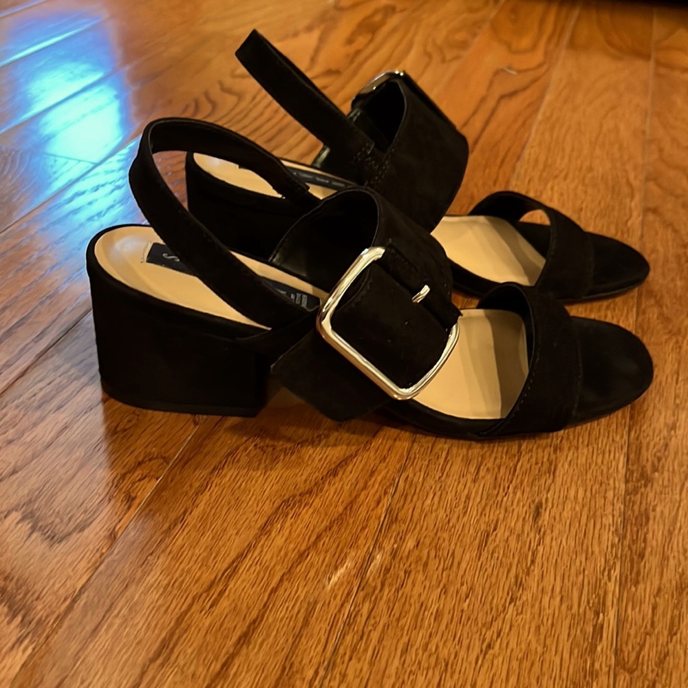Leather Stephen by Steve Madden black suede and leather sandal heels